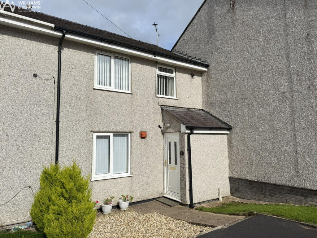 3-bed terraced on Bryn Meurig, Llangefni, LL77, £155,000