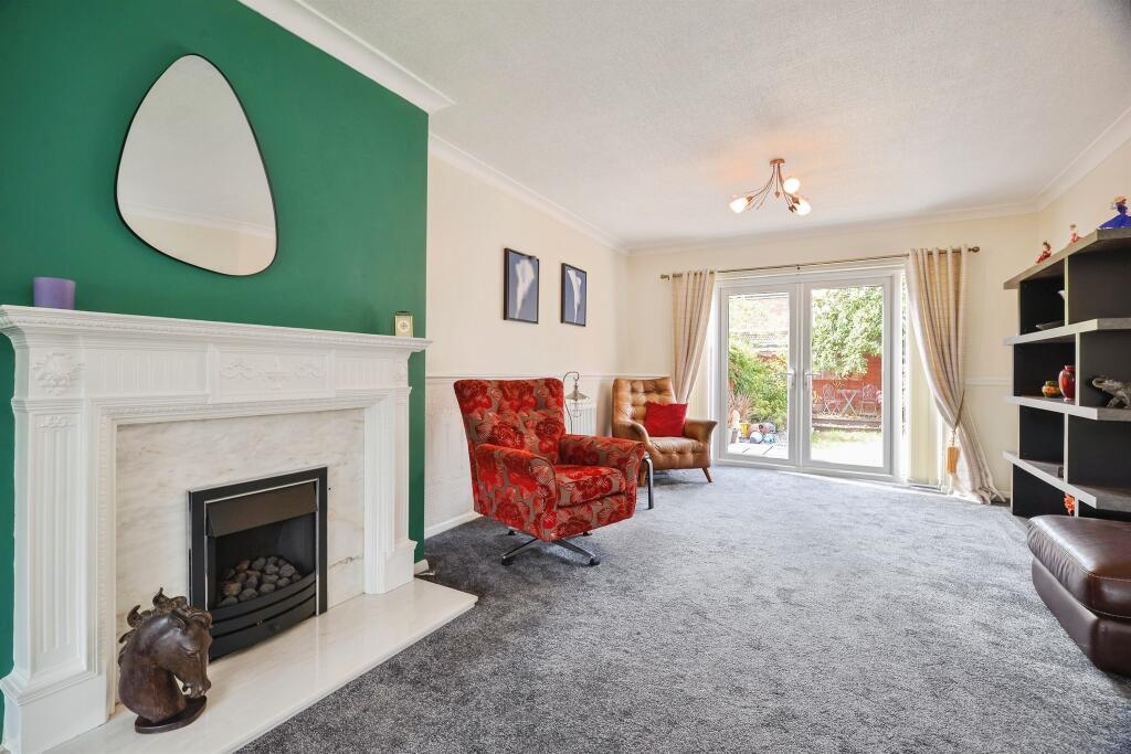 House in Stockton-on-Tees - More