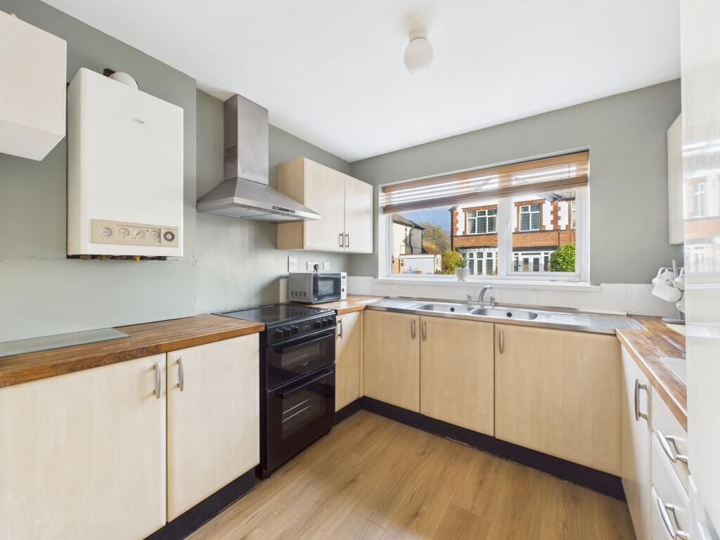 Curzon Avenue, Carlton, Nottingham photo 4