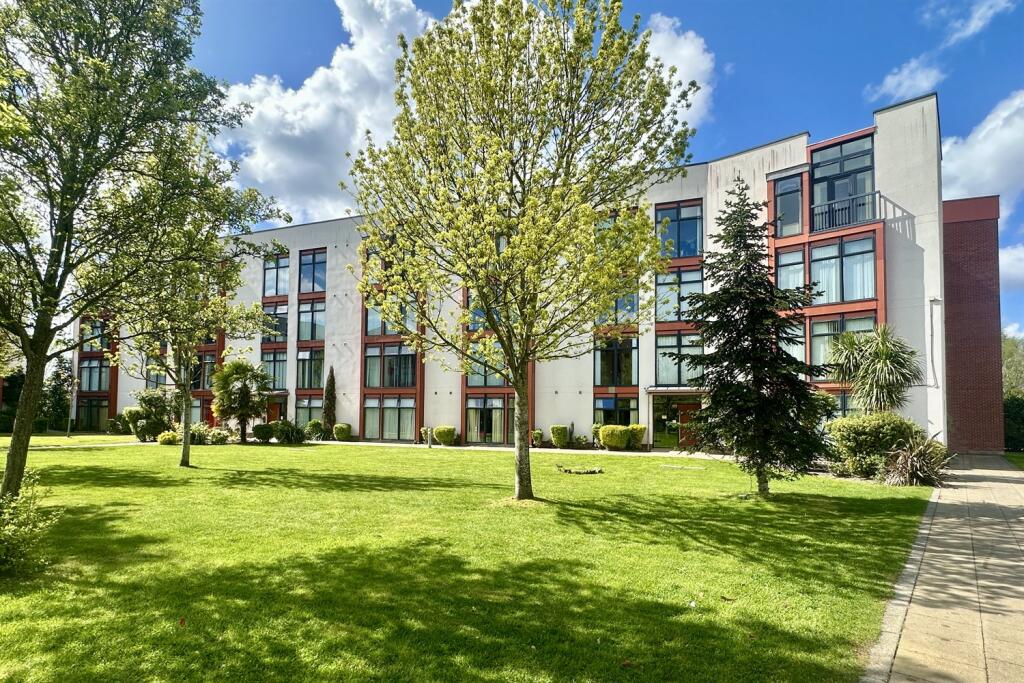 Main image of property: Altrincham Road, Sharson