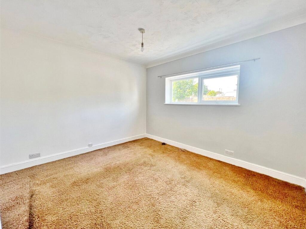 Apartment in Portsmouth - More