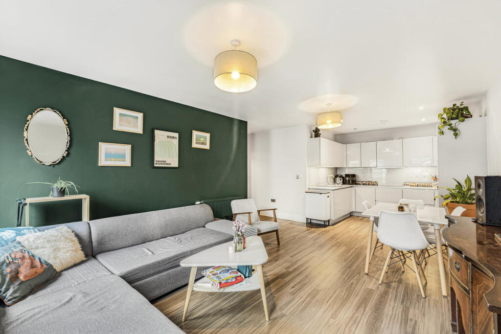 Main image of property: Kingsland High Street, London, E8