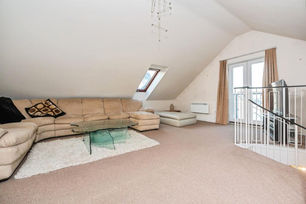 2-bed house on West Street, Gravesend, DA11, £264,995