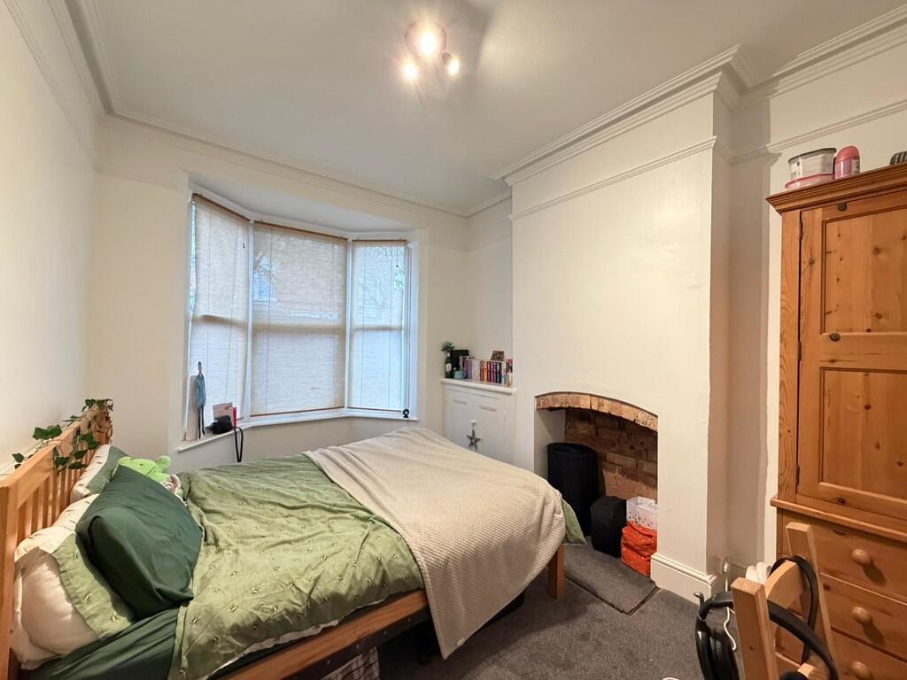 House in Leicester - More