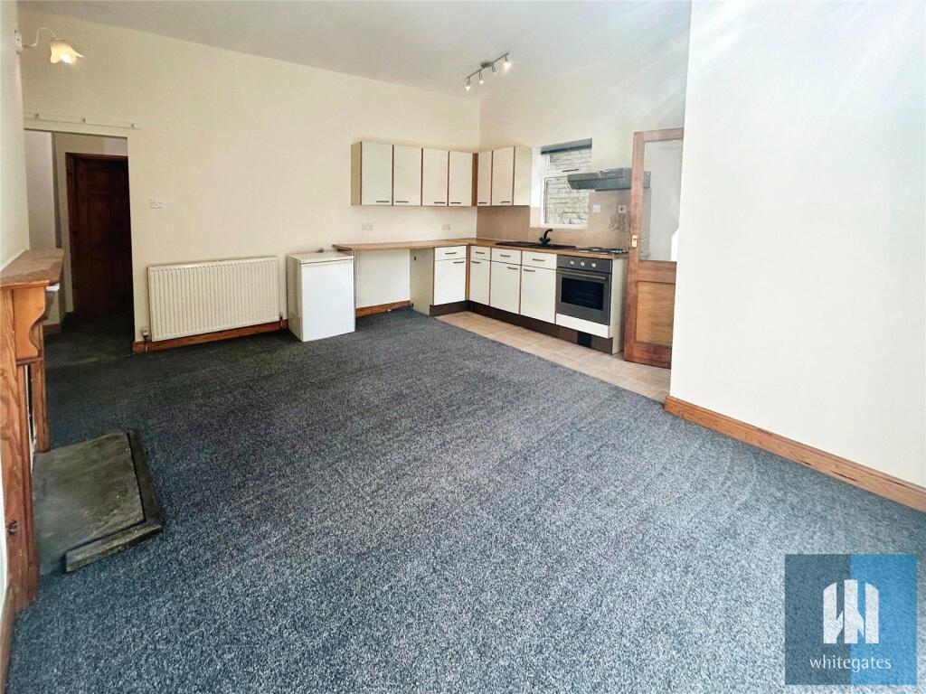 Apartment in Huddersfield - More