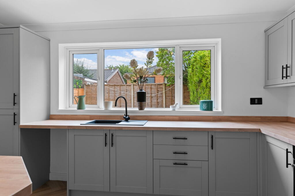 House in Sheffield - View 5