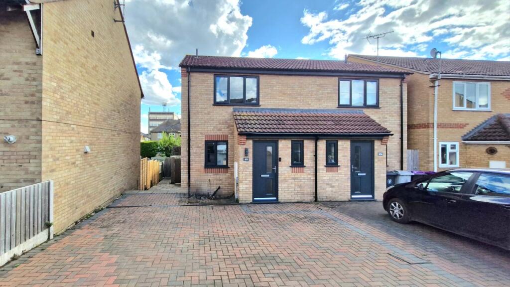 2-bed semi-detached on Drift Avenue, STAMFORD, PE9, £240,000