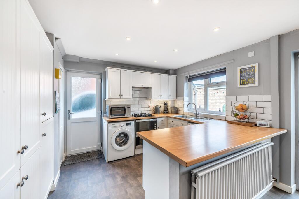 House in Worcester - More