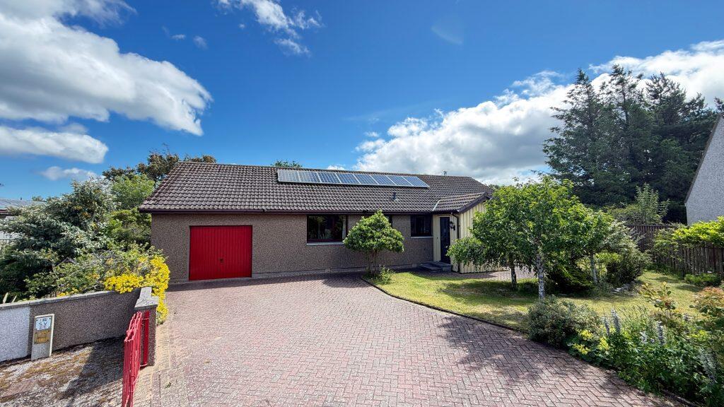Main image of property: 6 Elvin Place, Findhorn, IV36 3YD