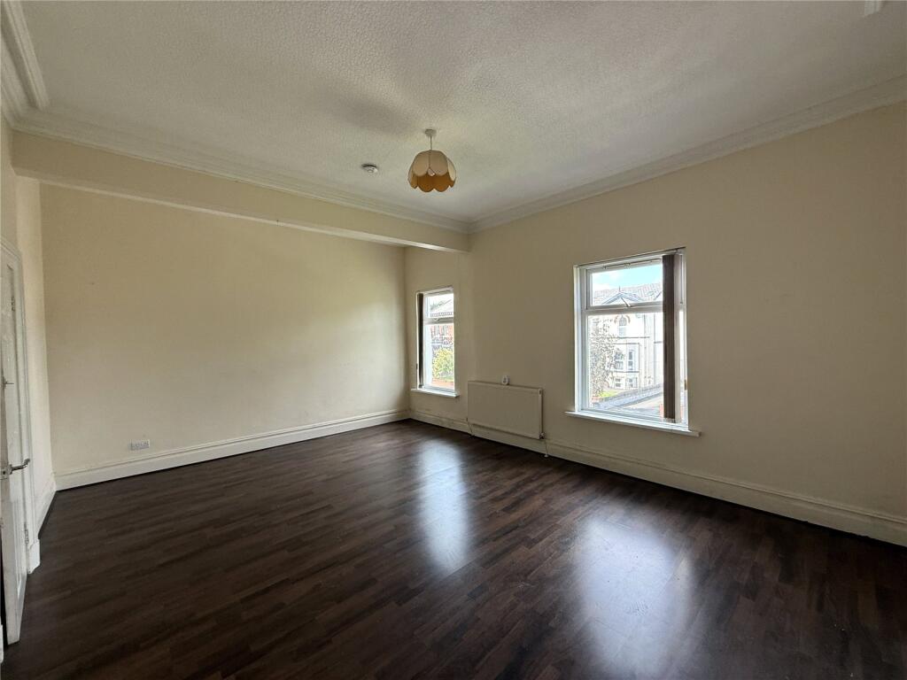 Apartment in Preston - View 3