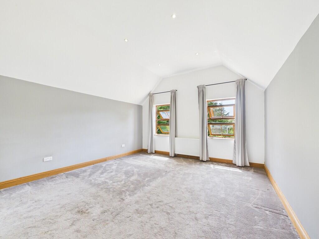 House in Redhill - More
