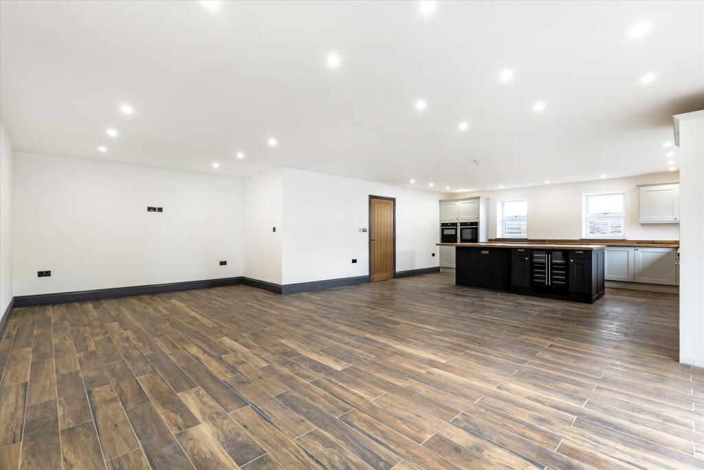 House in Boroughbridge, North Yorkshire - More