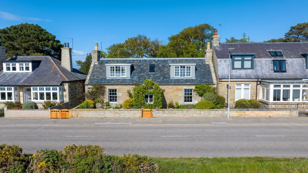 Main image of property: Rosemary Cottage, 206 Findhorn, IV36 3YS