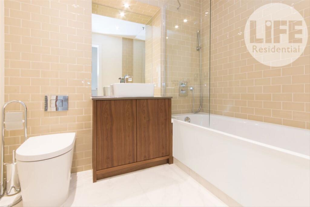 Apartment in London - More