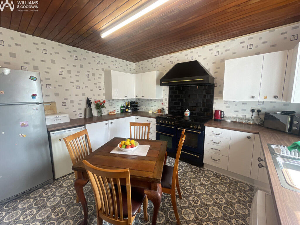 Penrallt, Llangefni, Anglesey, LL77 photo 3