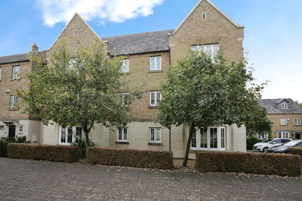 Avocet Close, Rugby photo 2