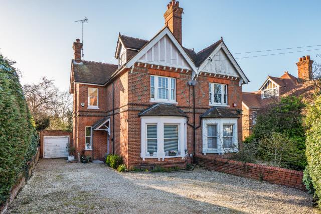 Western Elms Avenue, Reading