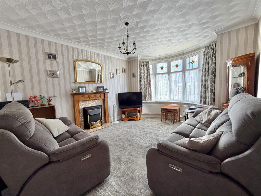 House in Clacton-on-Sea, Great Clacton - View 4