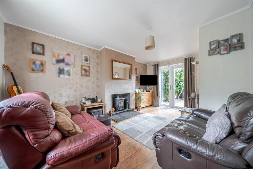 9 Brookmoors, Habberley Road, Pontesbury, Shrewsbury, SY5 0RN photo 4
