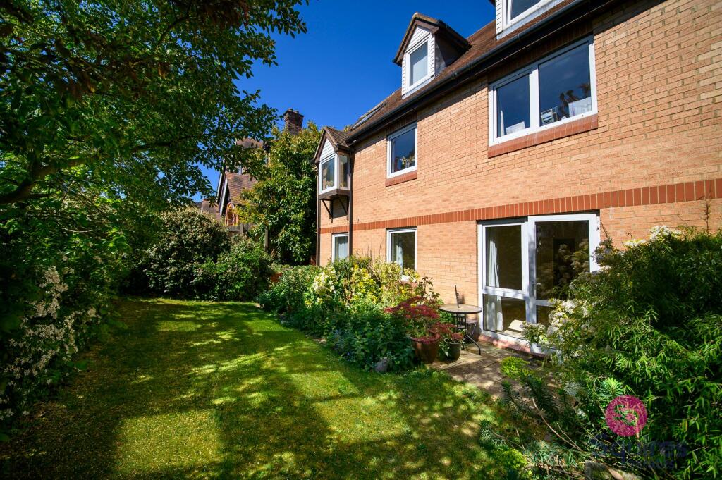 Main image of property: Friern Watch Avenue, Homan Court, N12