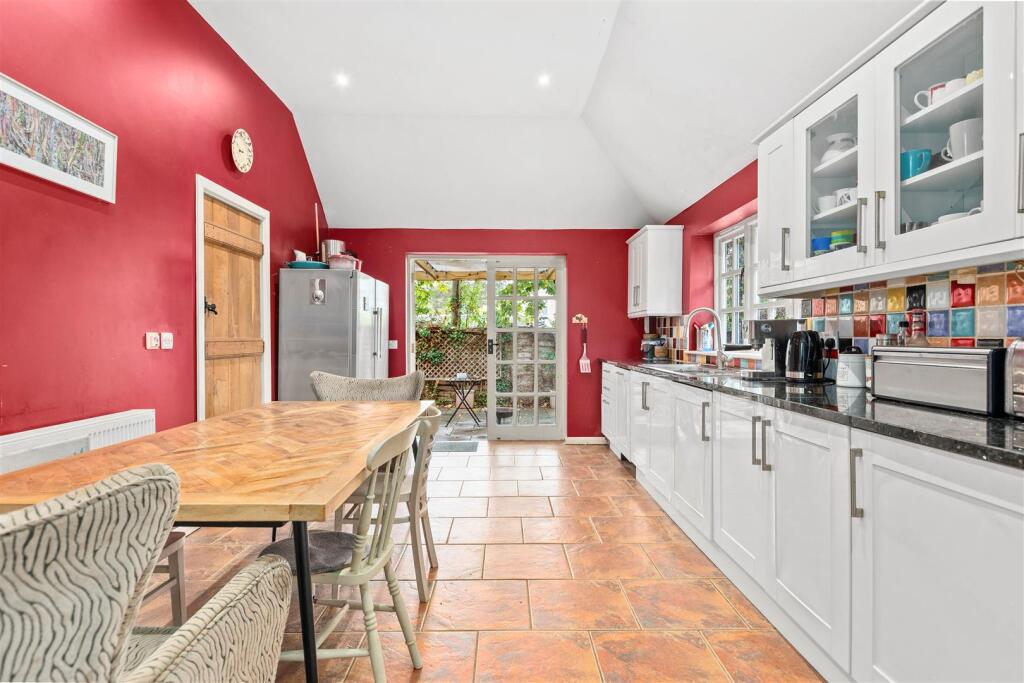 House in Stevenage - View 4