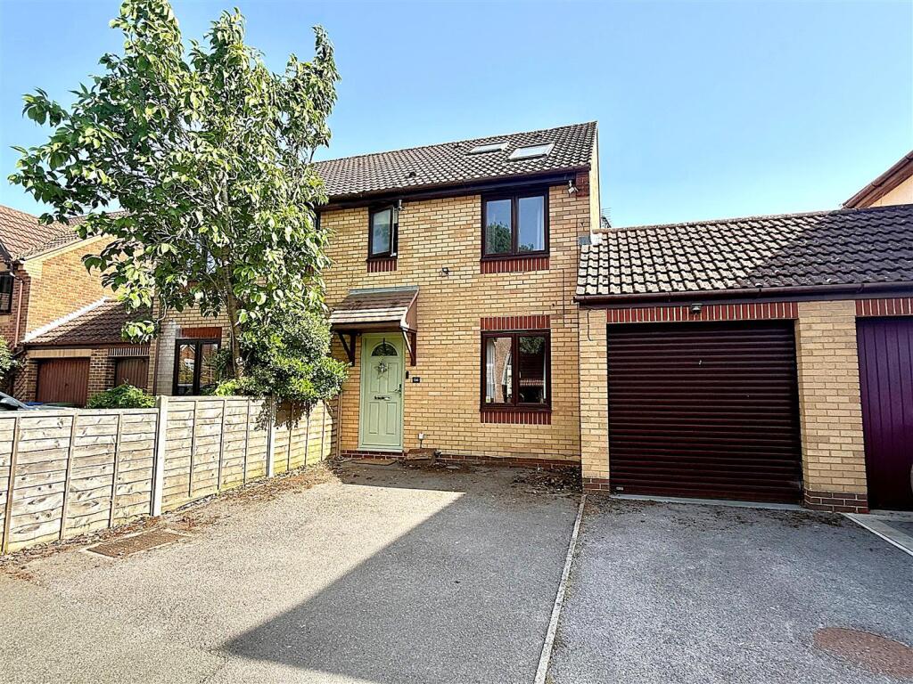 Main image of property: Suffolk Drive, Whiteley