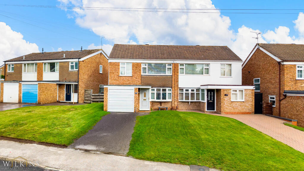 Beverley Avenue, Nuneaton, Warwickshire, CV10