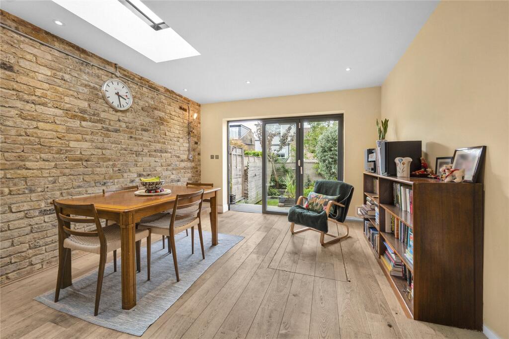House in London, East Dulwich - View 4