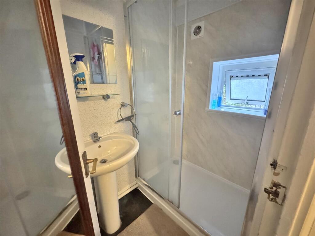 Additional image 9 of Furzen Crescent, Hatfield