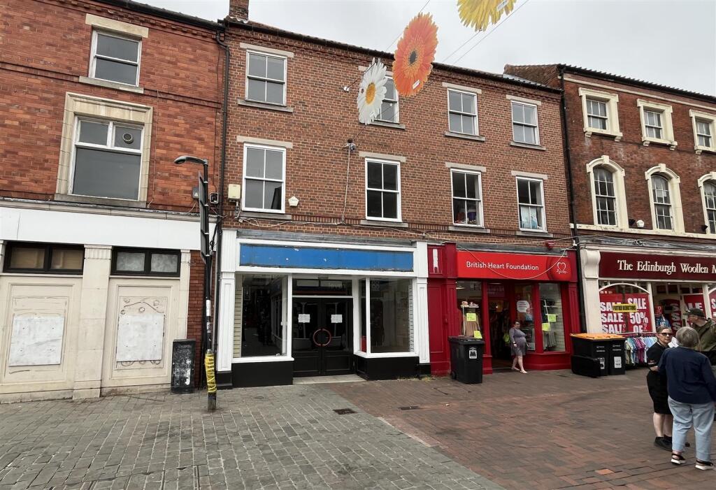 Main image of property: 3 Carolgate, Retford DN22 6BZ