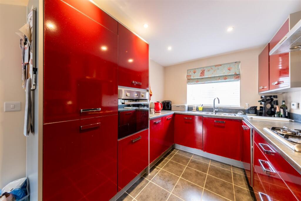 Golden Nook Road, Cuddington, Northwich photo 4