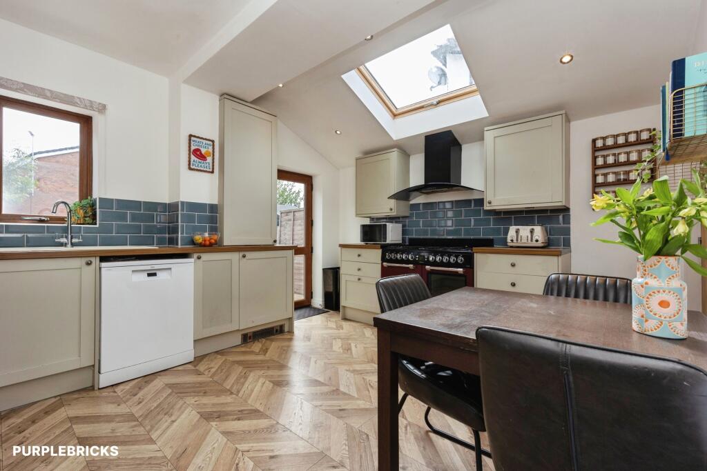 House in Stockport, Greater Manchester - View 5