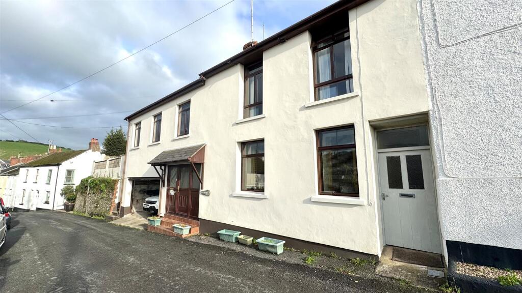 Main image of property: Central Braunton
