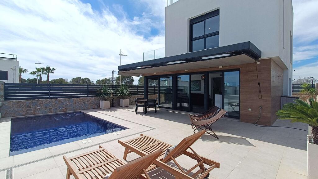Main image of property: Valencia, Alicante, La Finca Golf