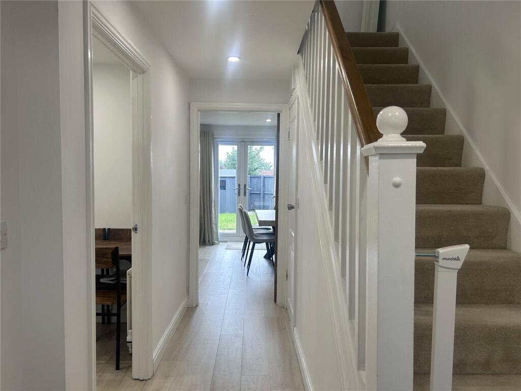 House in Oldham, Cowhill, Chadderton - View 3