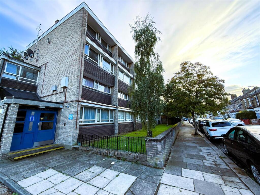 Main image of property: Hendon Road, London