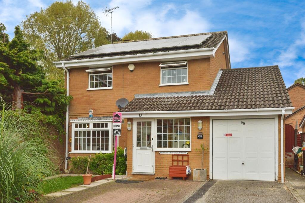 Main image of property: Padstow Avenue, Fishermead, Milton Keynes