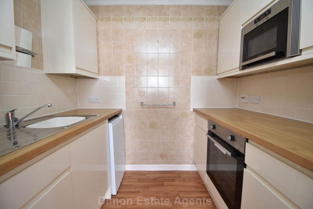 Homefort House, Stoke Road, Gosport photo 3