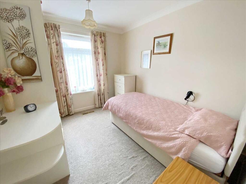 House in North Kesteven, Ruskington - More
