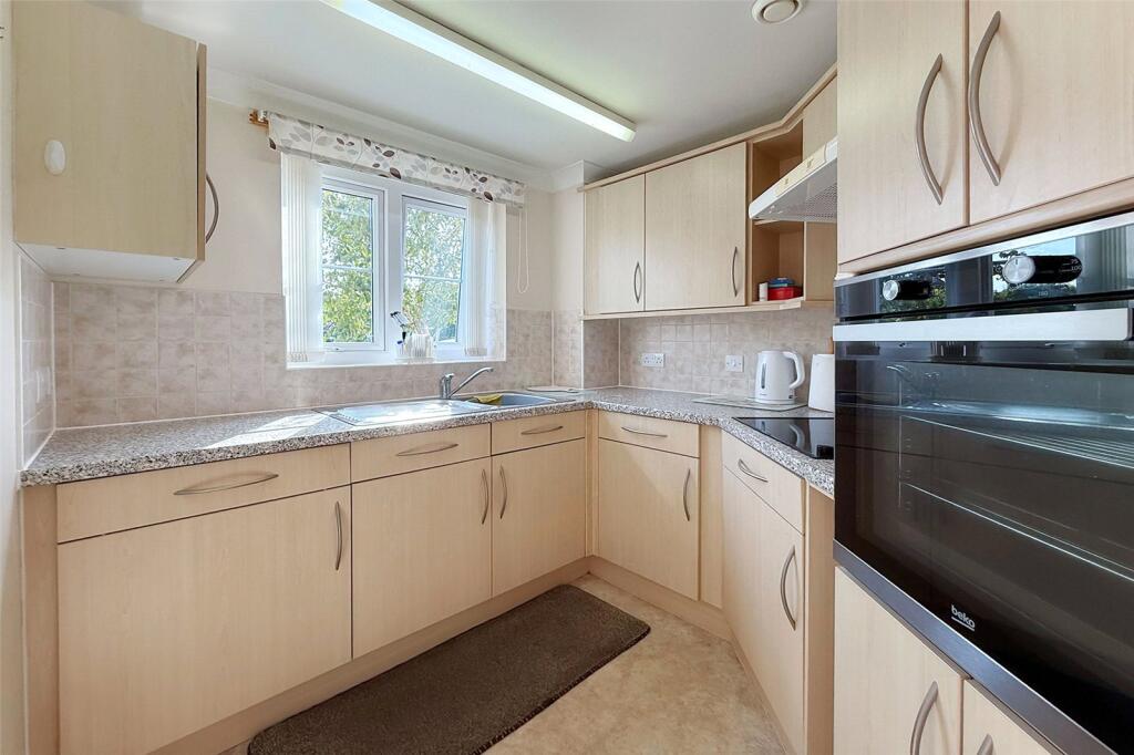 Apartment in Arun, Littlehampton - View 4