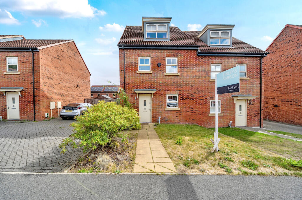 House in Leeds, Monkswood - View 5