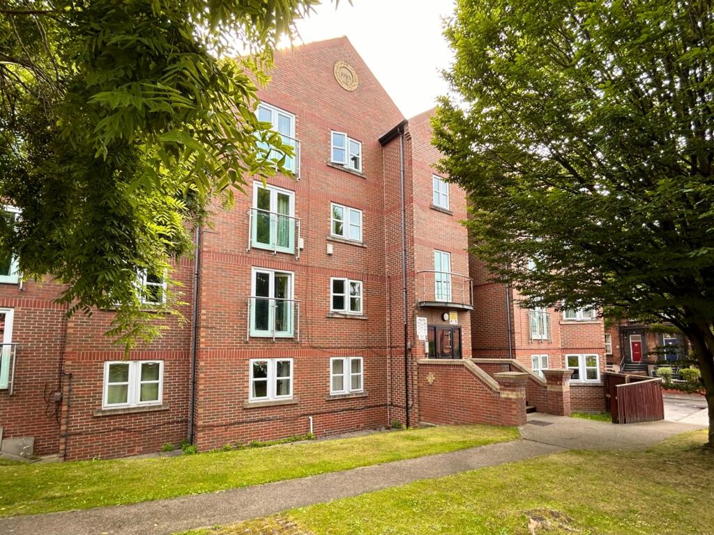 Main image of property: Kensington Terrace, Hyde Park, Leeds, LS6