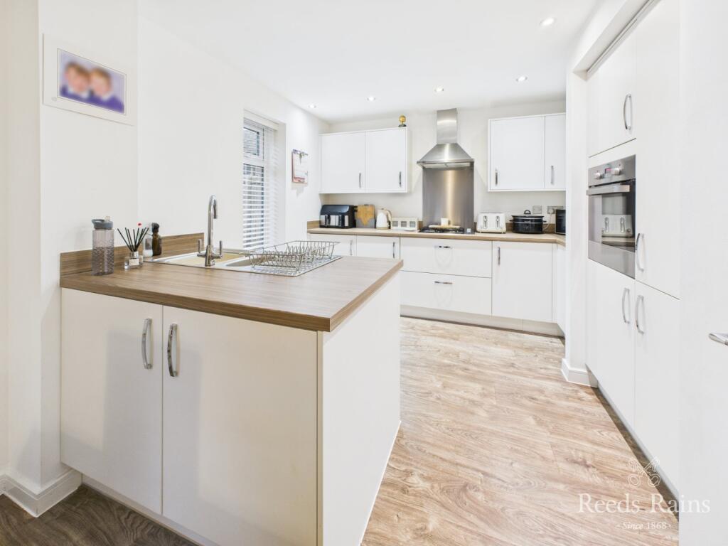 Glaisdale Road, Guisborough, North Yorkshire, TS14 photo 4