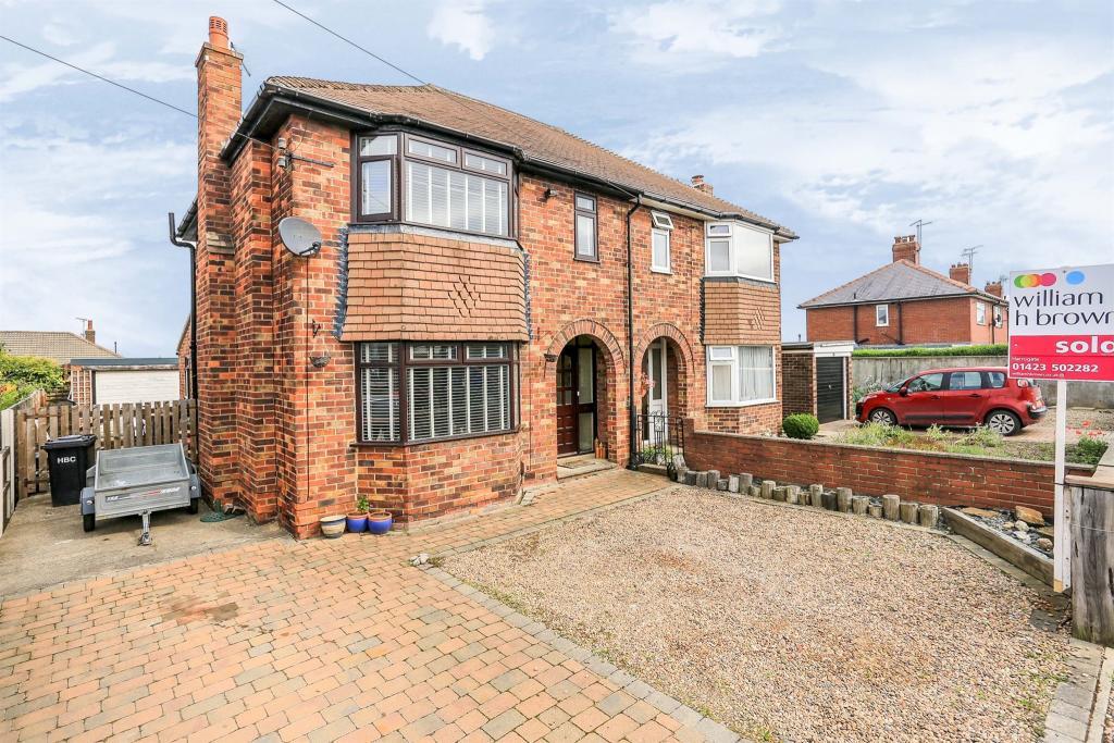 Main image of property: St. Johns Grove, Harrogate
