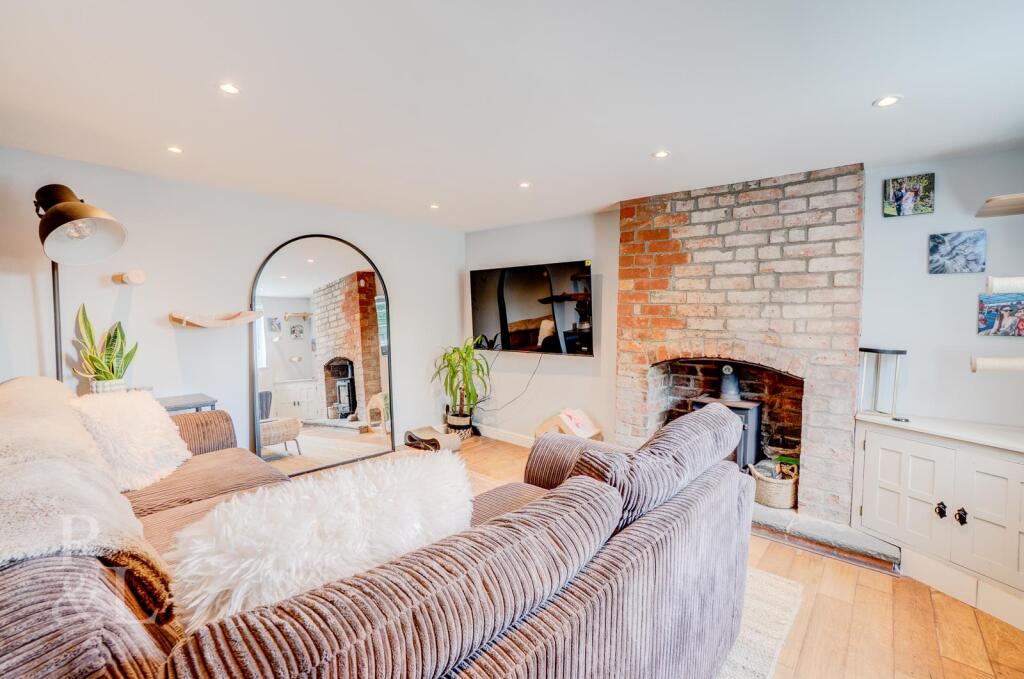 House in Rushcliffe, Wysall - More