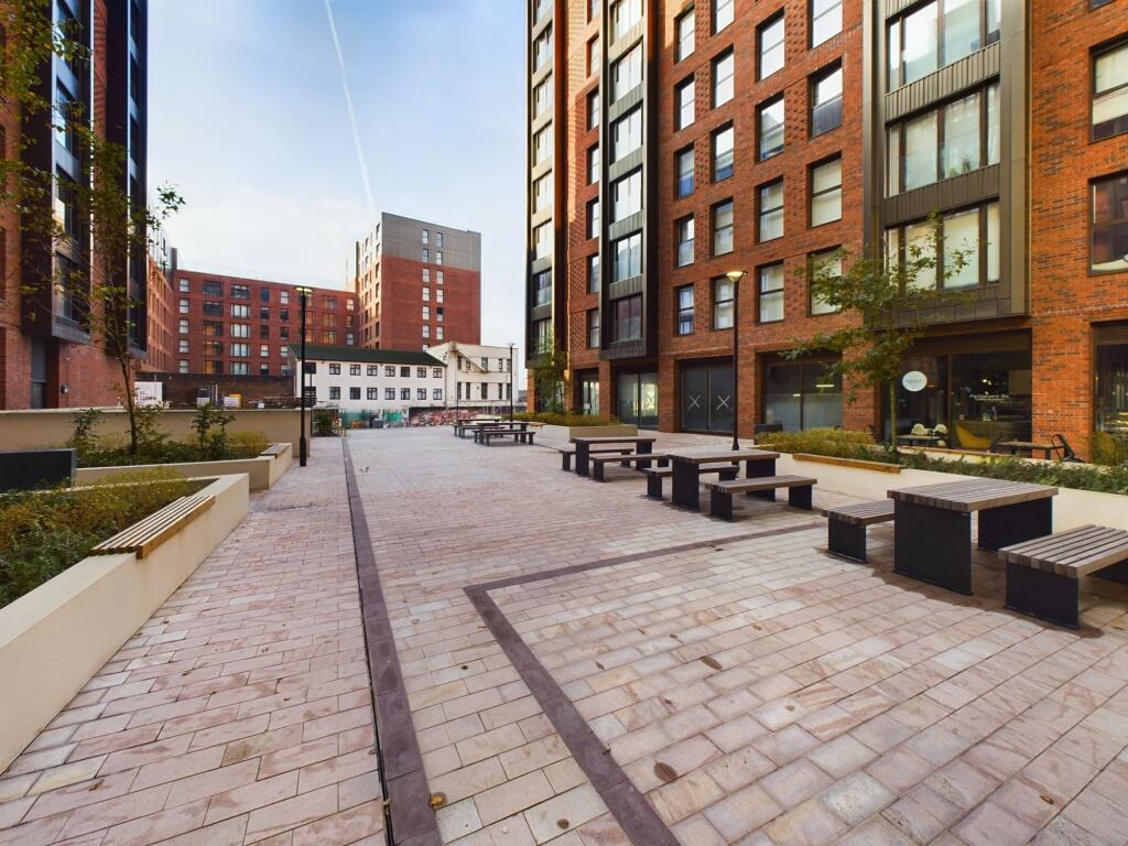 Apartment in Liverpool - View 2