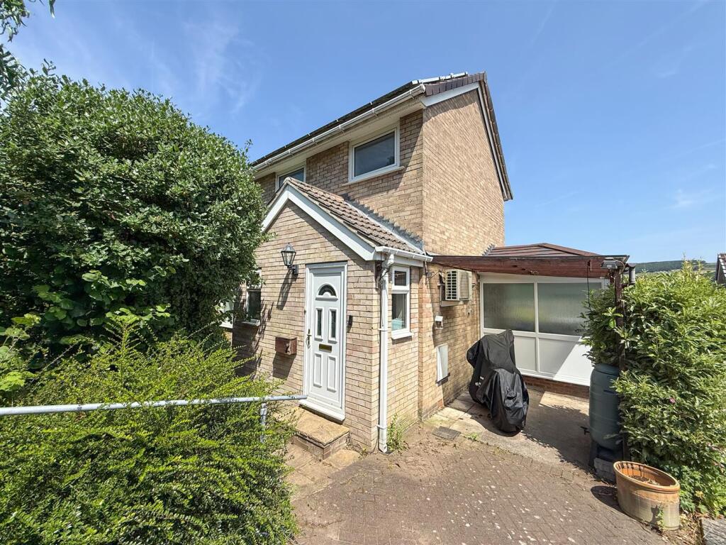 Main image of property: Birks Wood Drive, Oughtibridge, S35