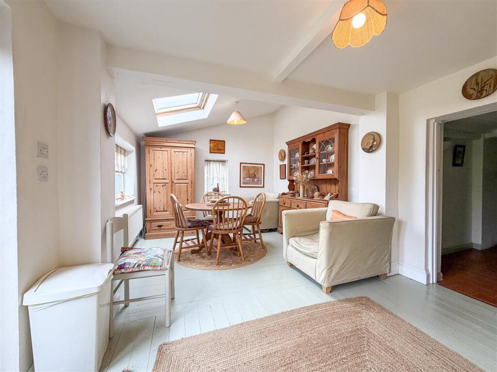House in Ipswich - View 5