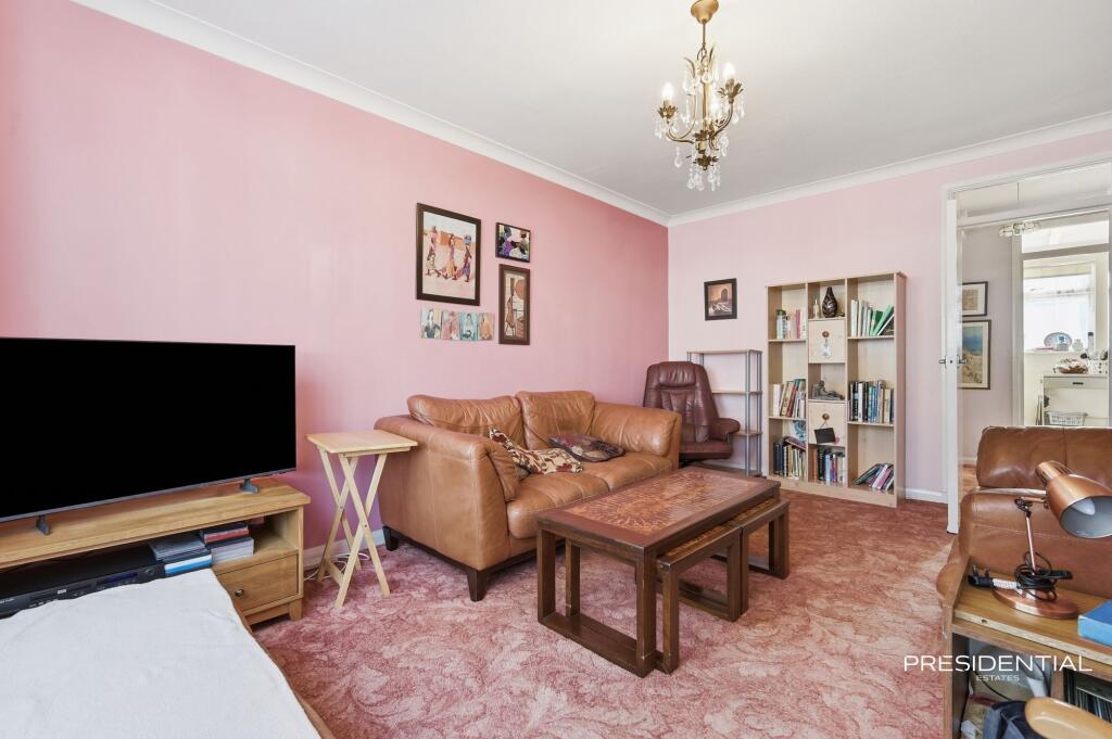 Apartment in London - More