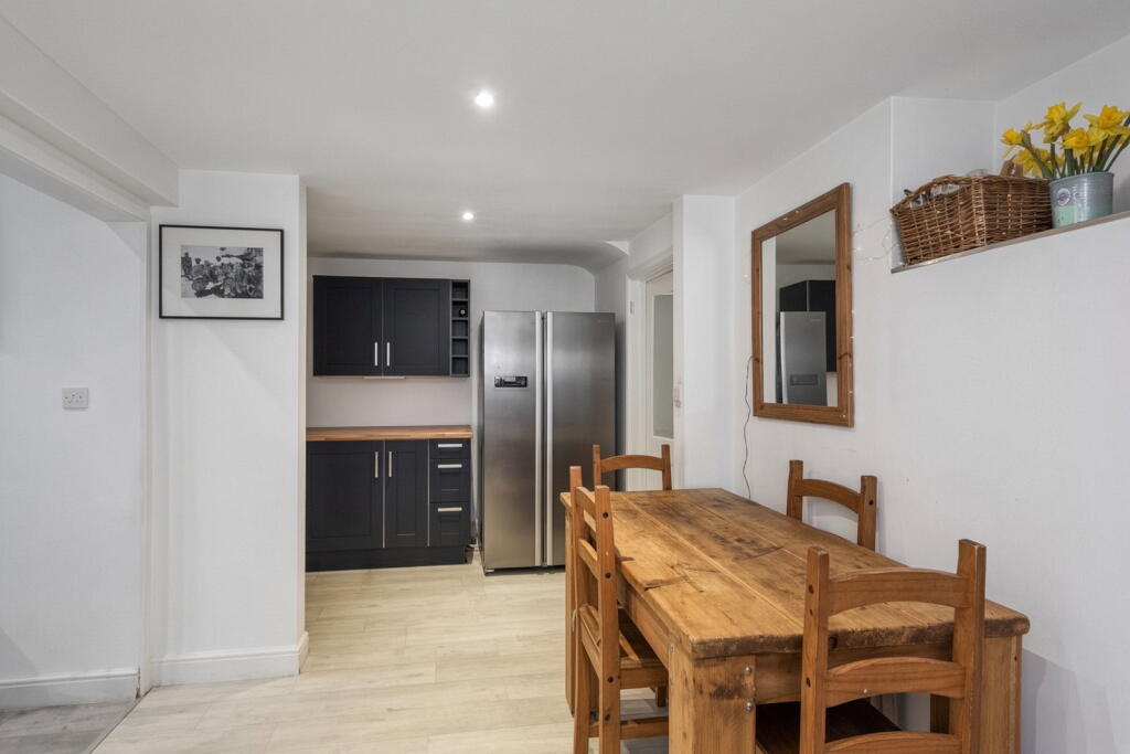 House in Tonbridge - View 3
